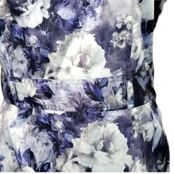 NWOT Latin Quarters  Wight & Purple 💜 Floral Stain Women's Dress Size L - Picture 4 of 16